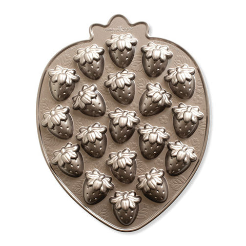 Nordic Ware bakvorm Strawberry Patch Bites Pan